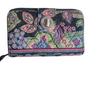 vera bradley turnlock wallet signature cotton paisley pattern 8" X 5"